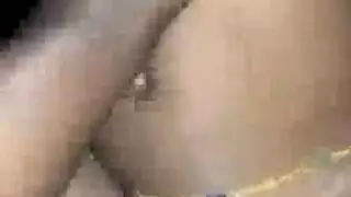 يختبر الهرة الكبيرة الثدي الطبيعية