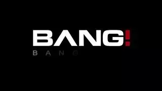 فرج غير محلوق يتلقى ضربات قوية