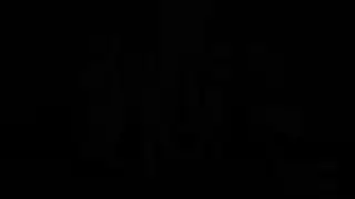 خيال السيطرة النسائية: ملكات مرتديات الكعب المدبب تحط من قدر قضيب رجل سمين صغير بلا رحمة