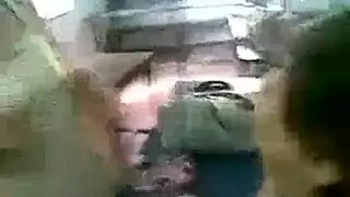 مثليات تجريبيات: حفلة قضيب اصطناعي مزدوج تخرج عن السيطرة