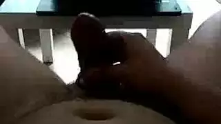 السكرتيرة الشبقية تمارس الجنس مع زميلها بدلاً من أوراق العمل