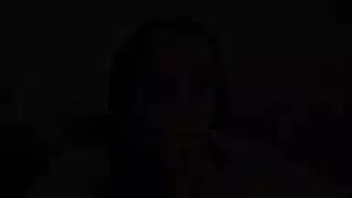 طالبة محجبة ناشزة تخدم القضيب المنتصب لشريك الدراسة